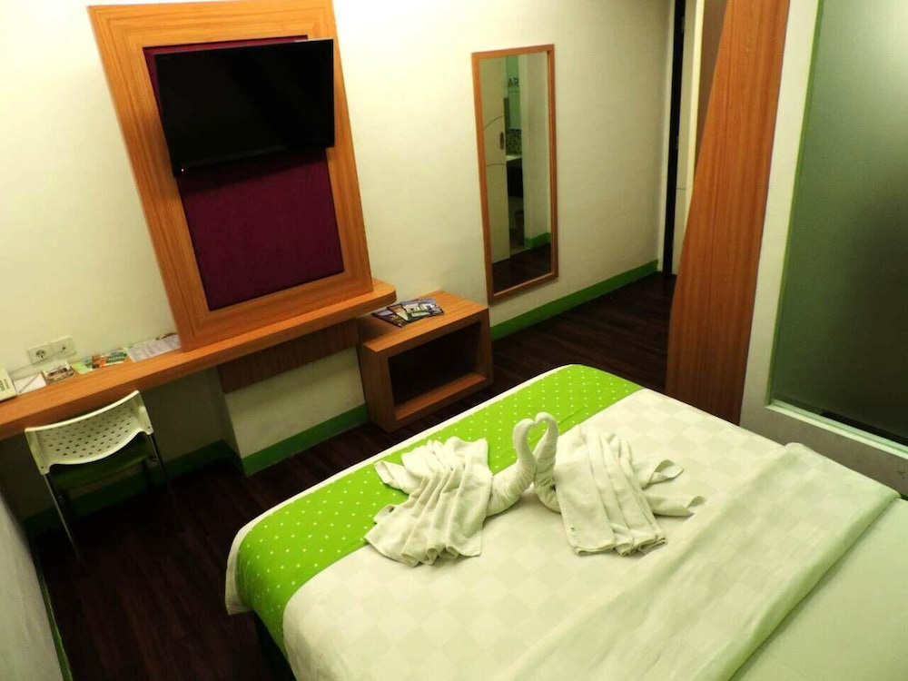 Arbor Biz Hotel 27/58