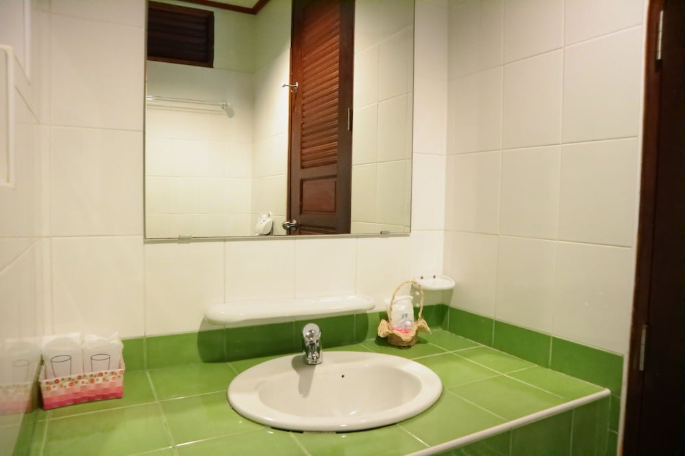 MAM KAI BAE BEACH RESORT 48/48