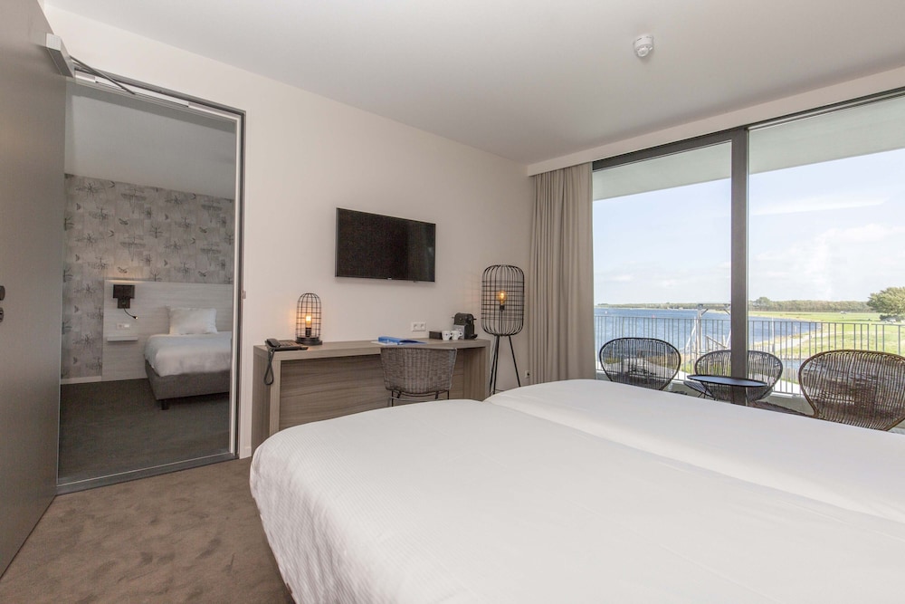 Fletcher Hotel Het Veerse Meer 23/66