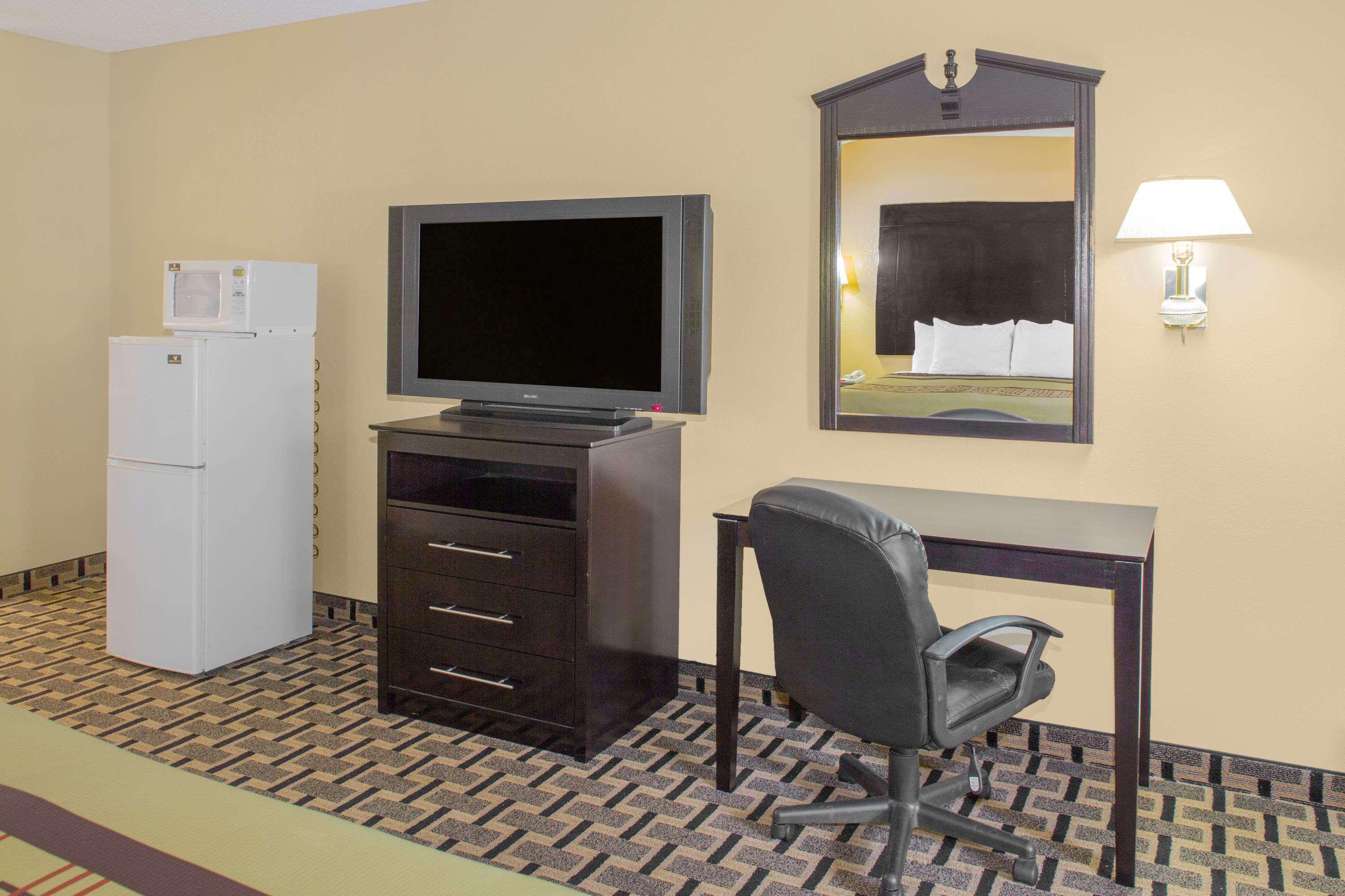 Days Inn By Wyndham Andalusia 19/20
