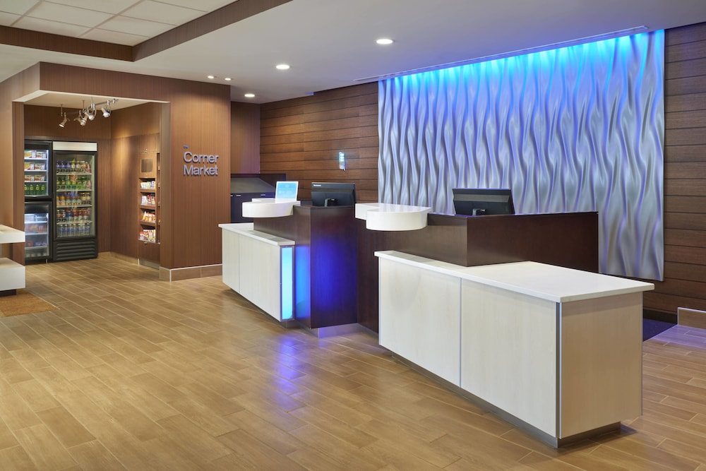 Lobby at Fairfield Inn & Suites Niagara Falls, NIAGARA FALLS - NY