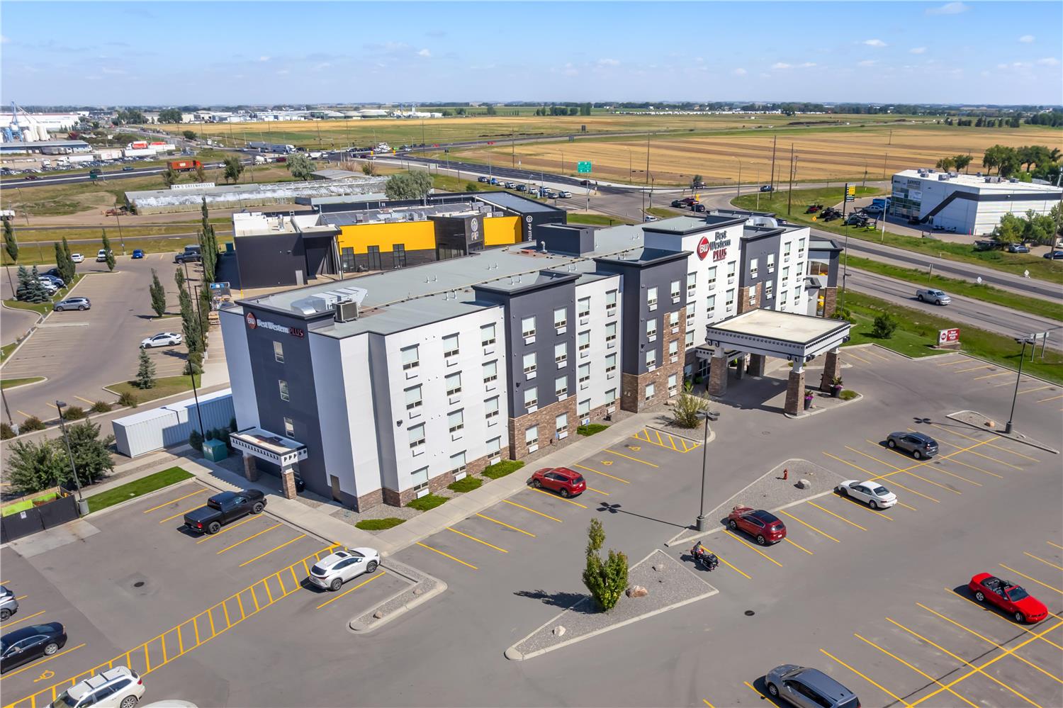 Best Western Plus Service Inn and Suites 2/56