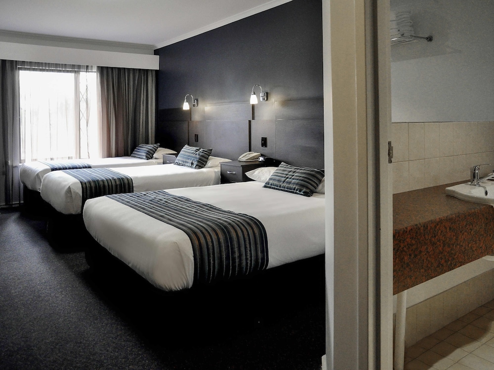 Ibis Styles Adelaide Manor 26/59