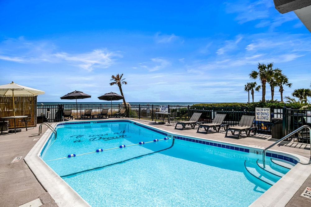 The Waves Hotel at Myrtle Beach 37/60