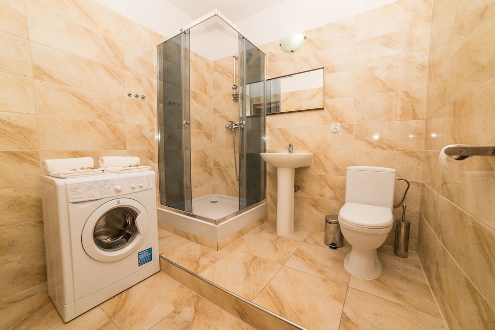 Galeria Italiana Apartments 50/50