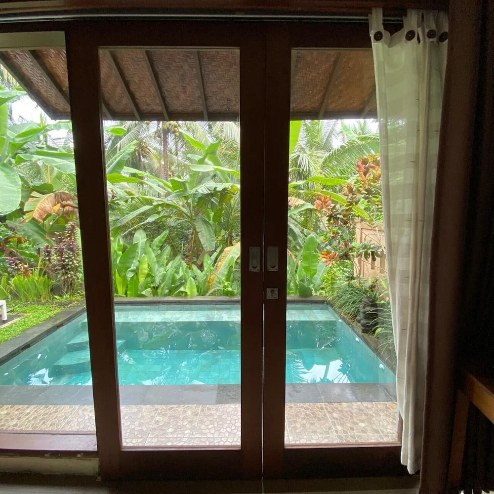 Dukuh Village Homestay & Villas 38/72