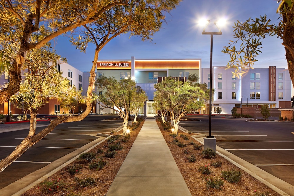 SpringHill Suites by Marriott Los Angeles Downey 36/42