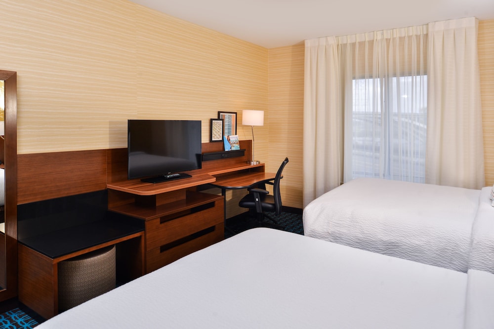 Fairfield Inn Suites Eugene East Springfield 14/47