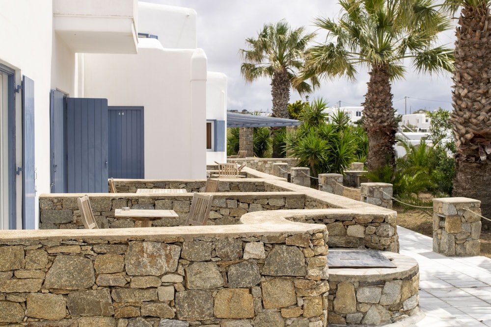 Giannoulaki Hotel 53/54
