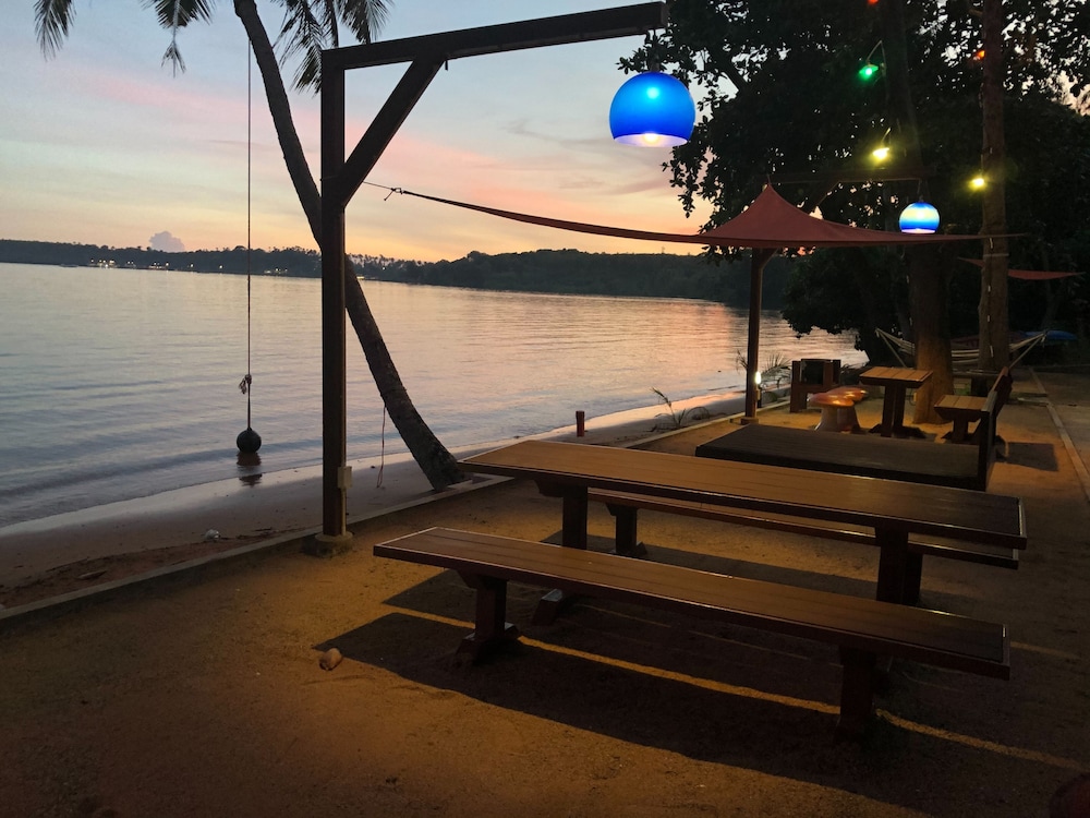 Koh Mak Buri Hut Natural Resort 41/74