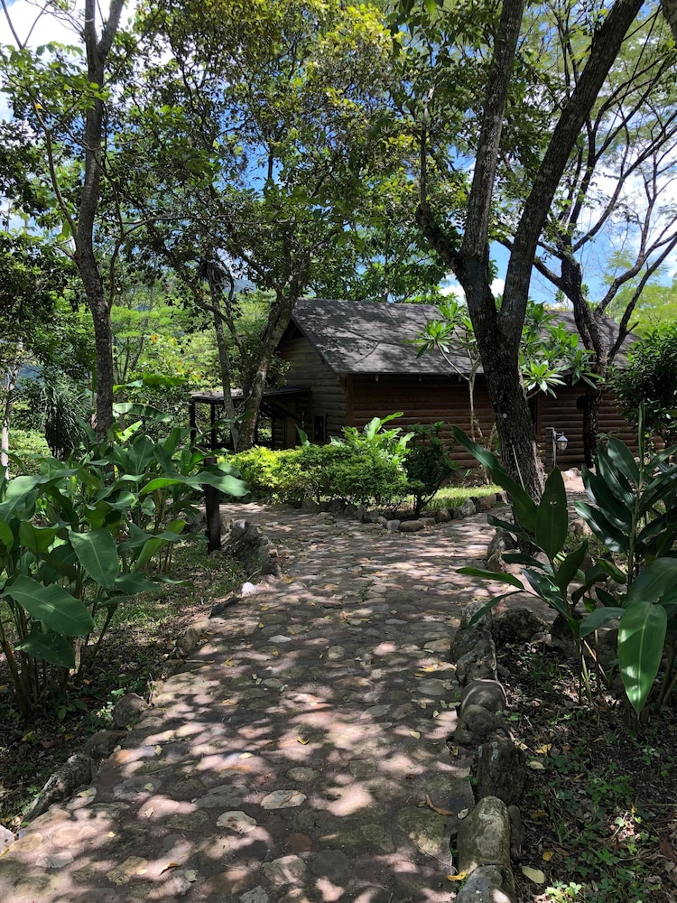 Mayan Hills Hotel 30/39