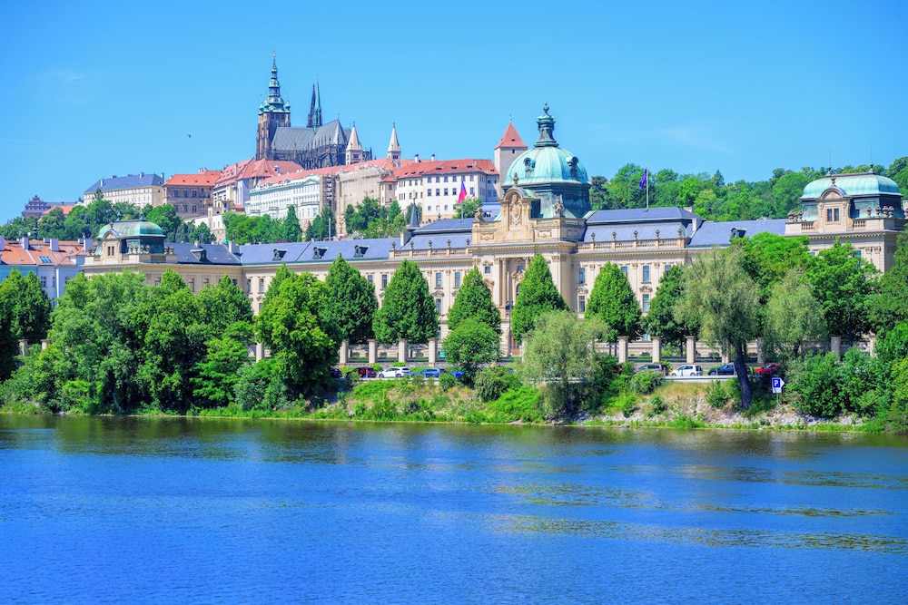 Golden Prague Rooms 42/48