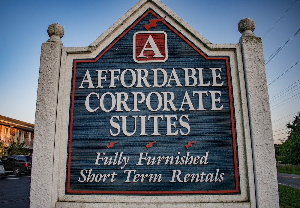 Affordable Corporate Suites - Roanoke 1/50