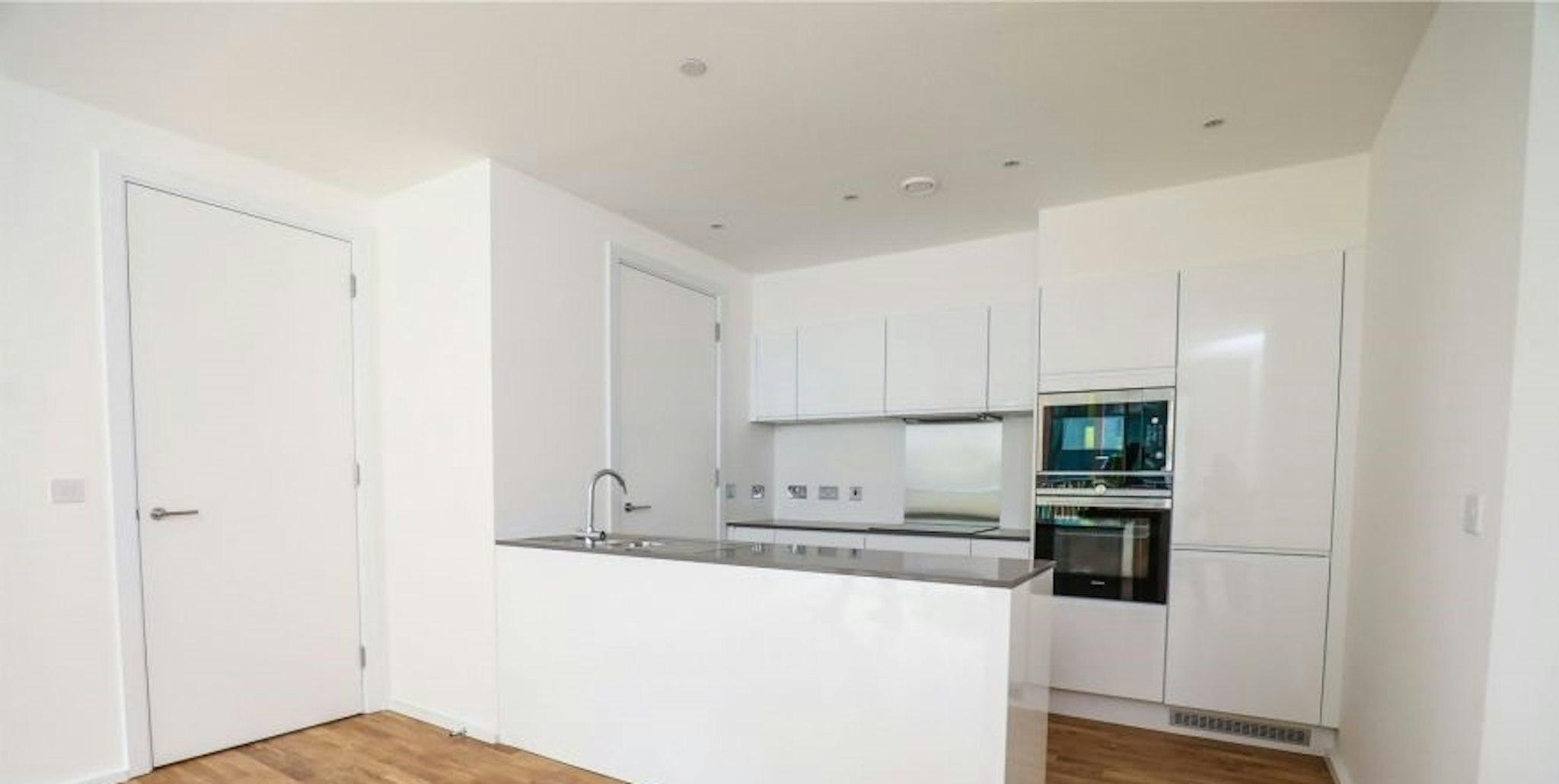 Clover Court by Aeria Apartments 10/33