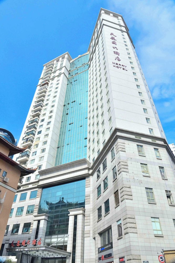 Merry Hotel Shanghai 4/74