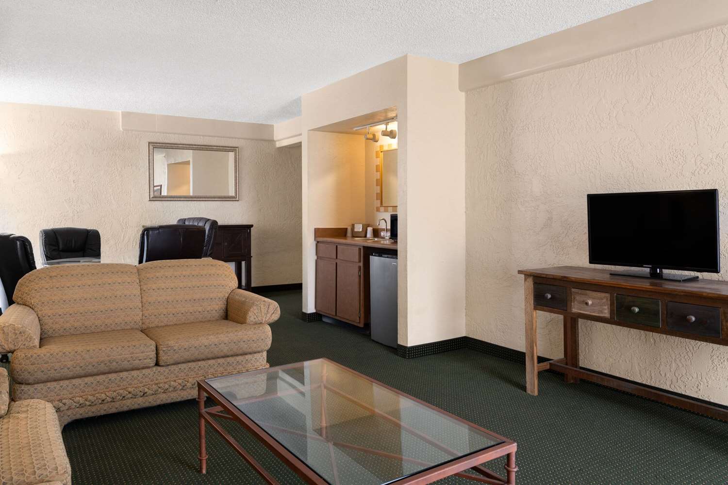 Ramada by Wyndham Tucson 30/63