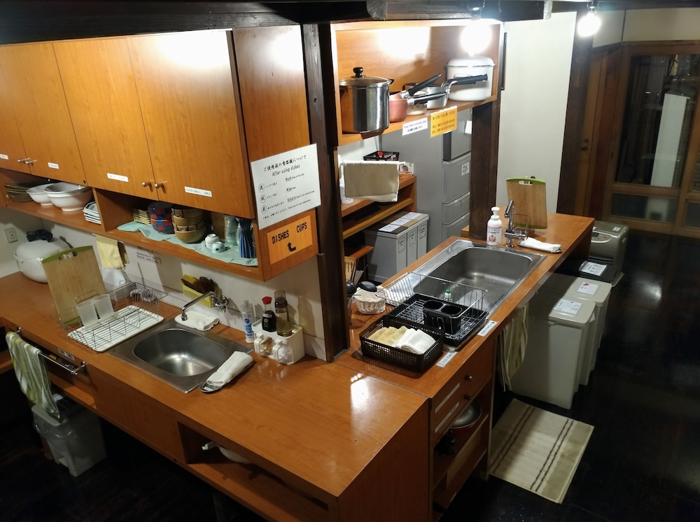 Historical Ryokan Hostel K's House Ito Onsen - Hostel 50/50