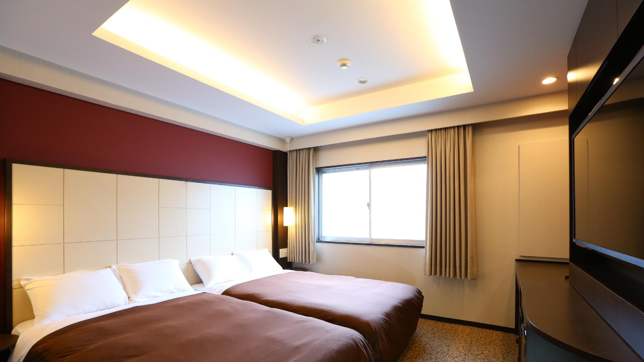 Deluxe, Twin Beds