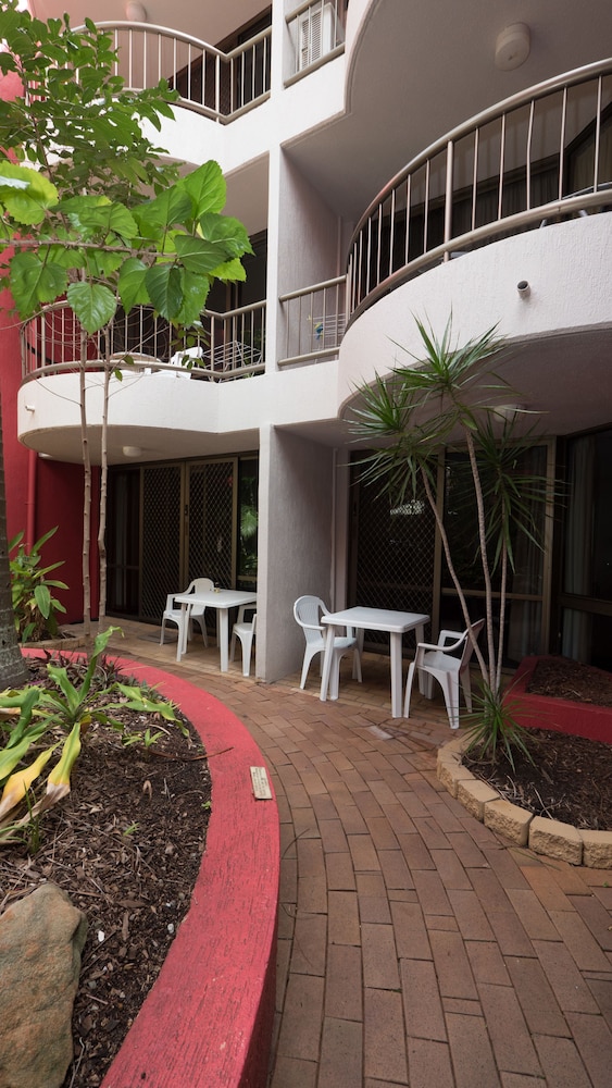 Enderley Gardens Resort 10/55
