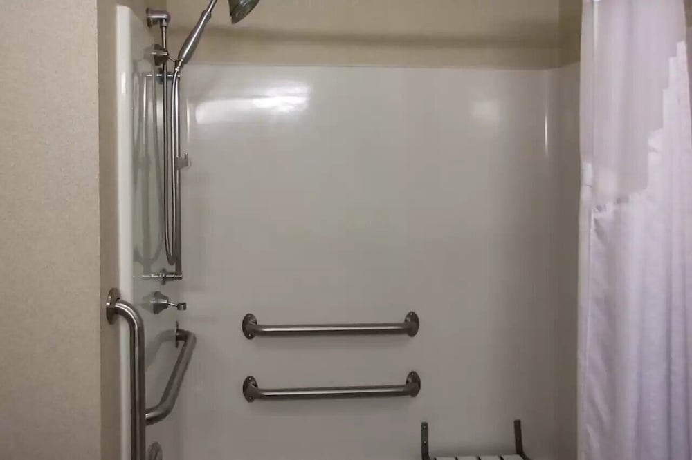 Comfort Inn & Suites Middletown - Franklin 17/33