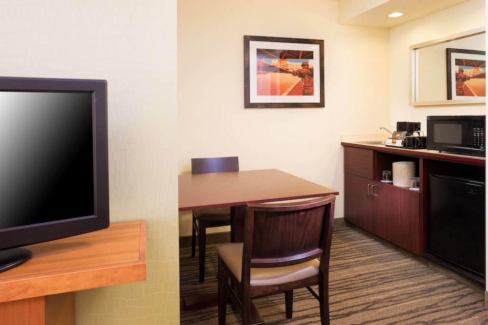 SpringHill Suites Minneapolis West/St. Louis Park 26/34