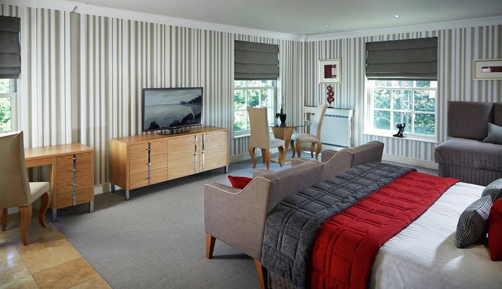 Alexander House And Utopia Spa 32/85