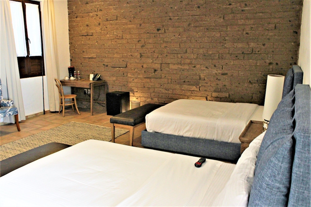 HOTEL HACIENDA SAN CRISTOBAL 20/68