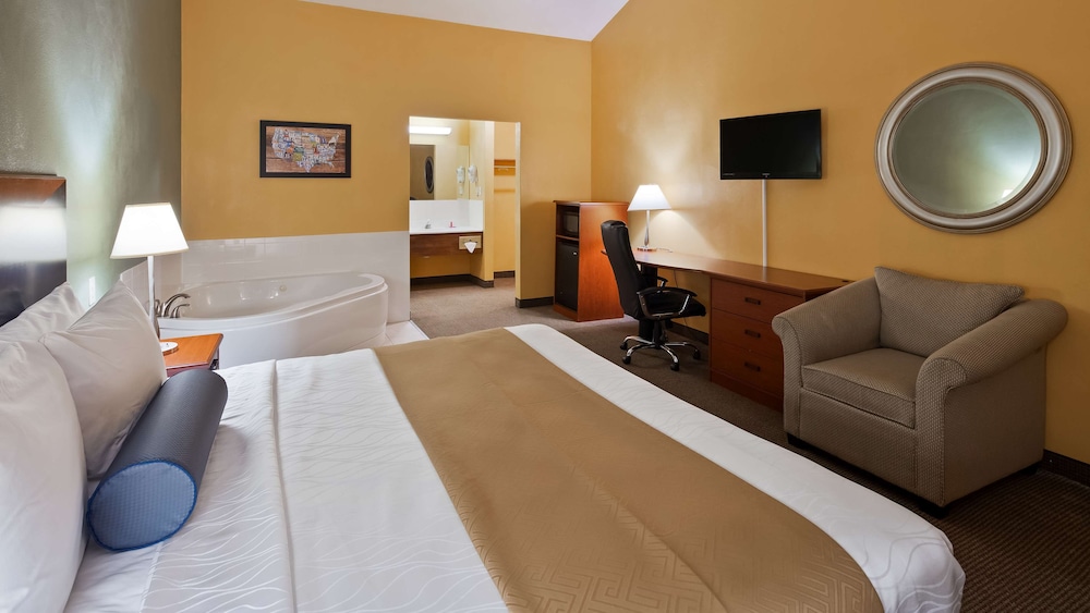 SureStay Hotel by Best Western Greenville 24/43
