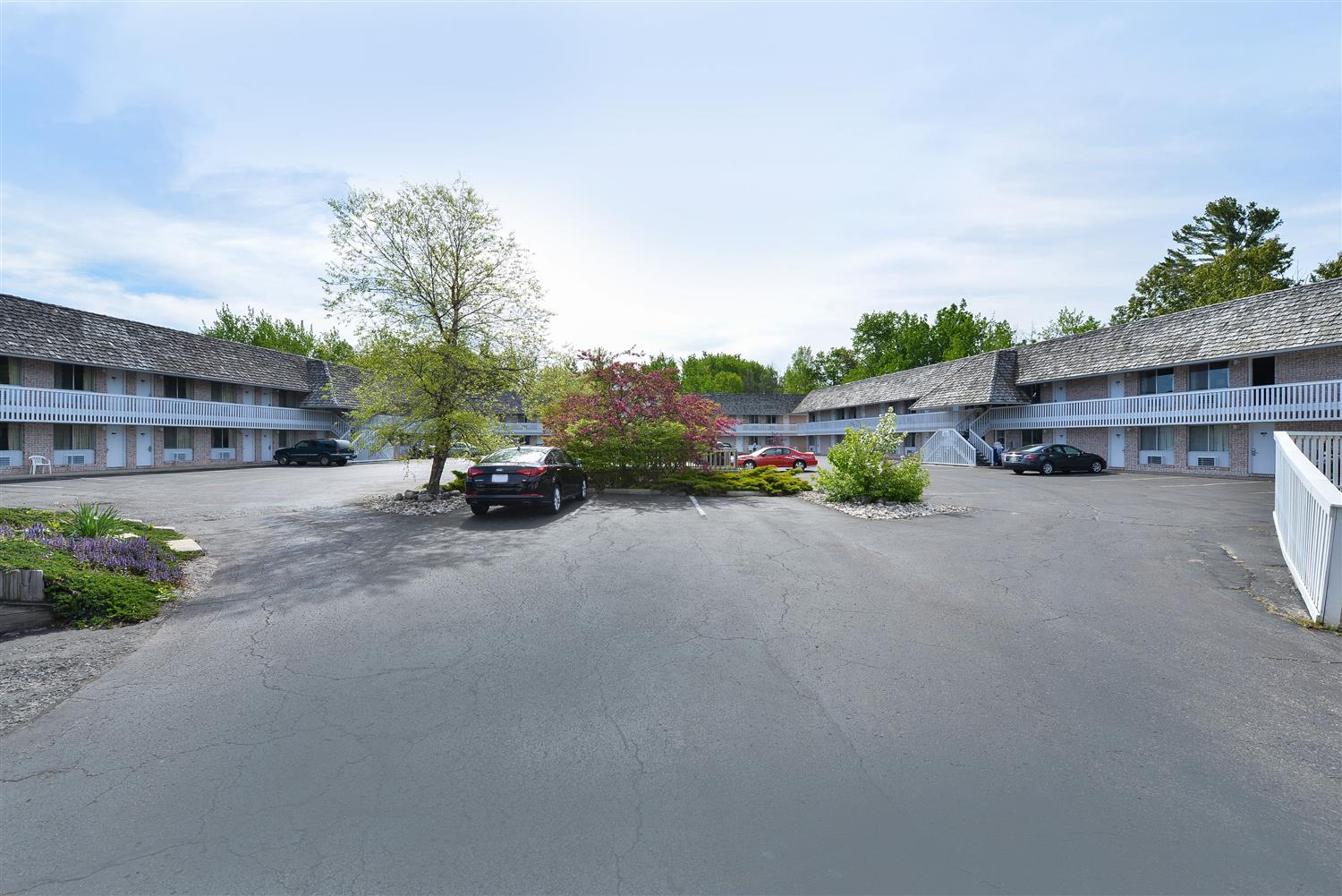 Travelodge by Wyndham Mackinaw City 17/18