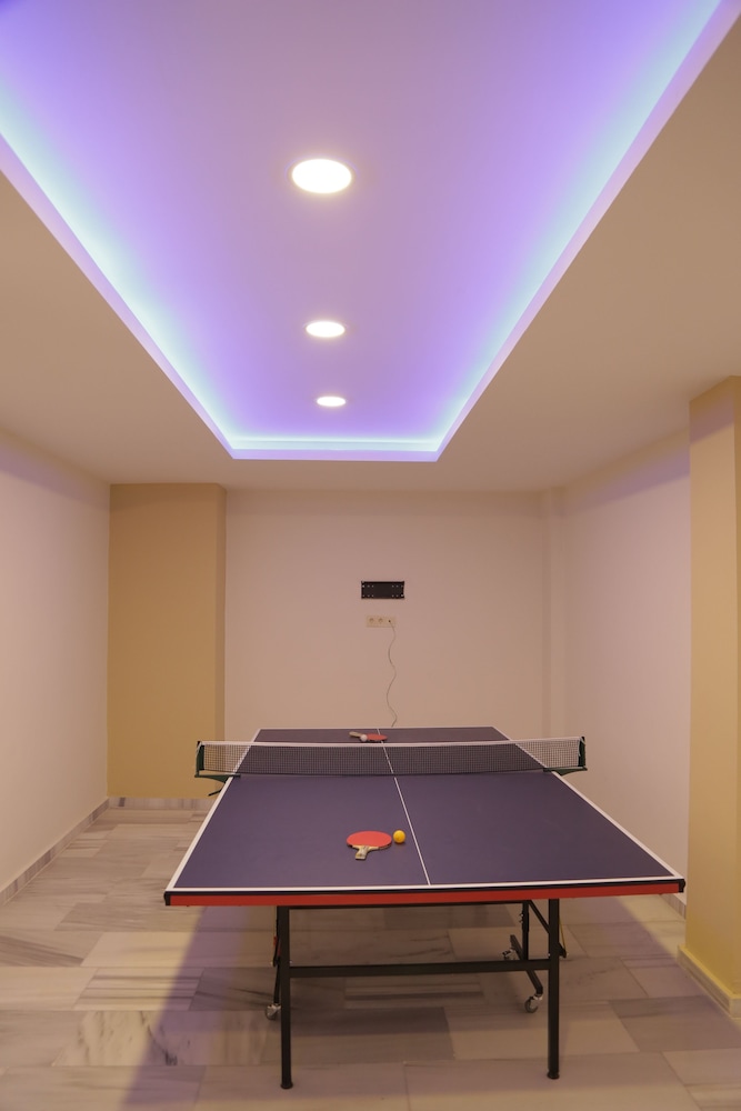 Hotel Buyuk Velic 49/76