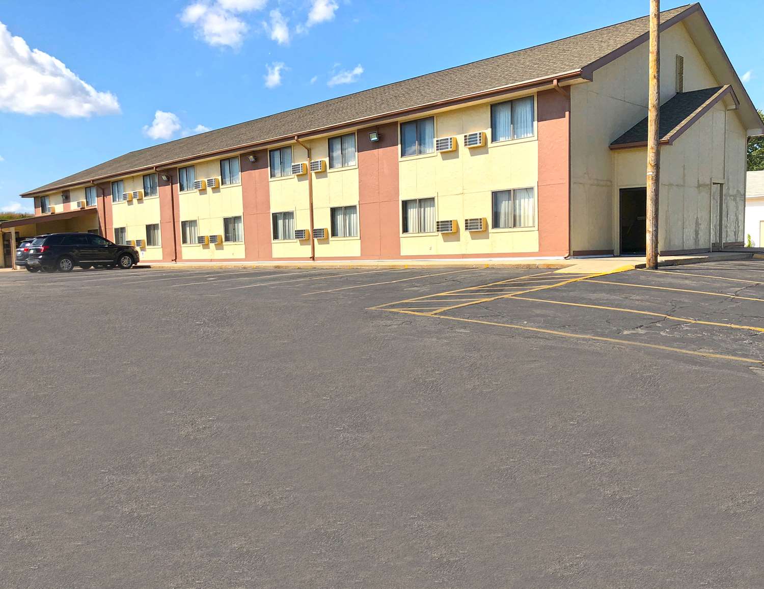 Americas Best Value Inn Beatrice 21/21