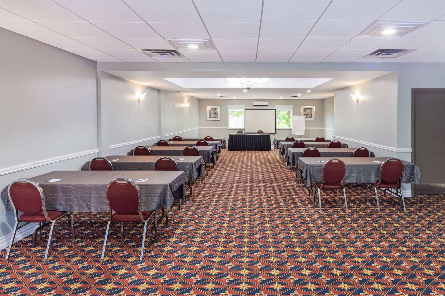 Travelodge by Wyndham Miramichi New Brunswick 26/35