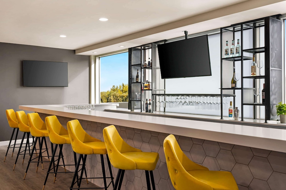 Microtel Inn and Suites by Wyndham Antigonish 16/21