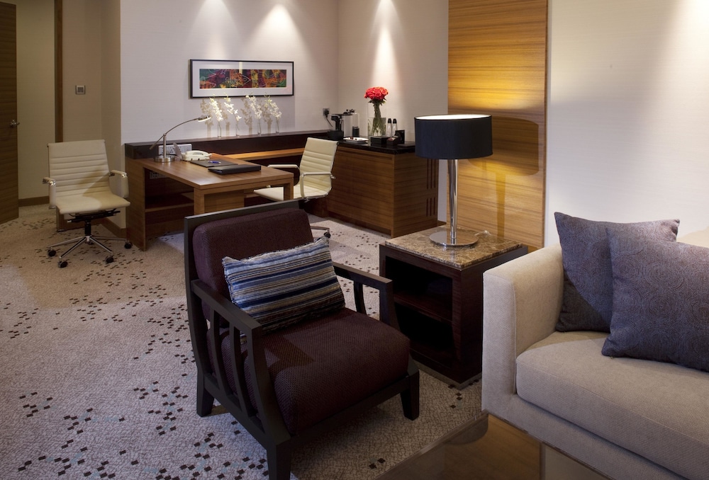 Radisson Blu Hotel Cebu 24/73