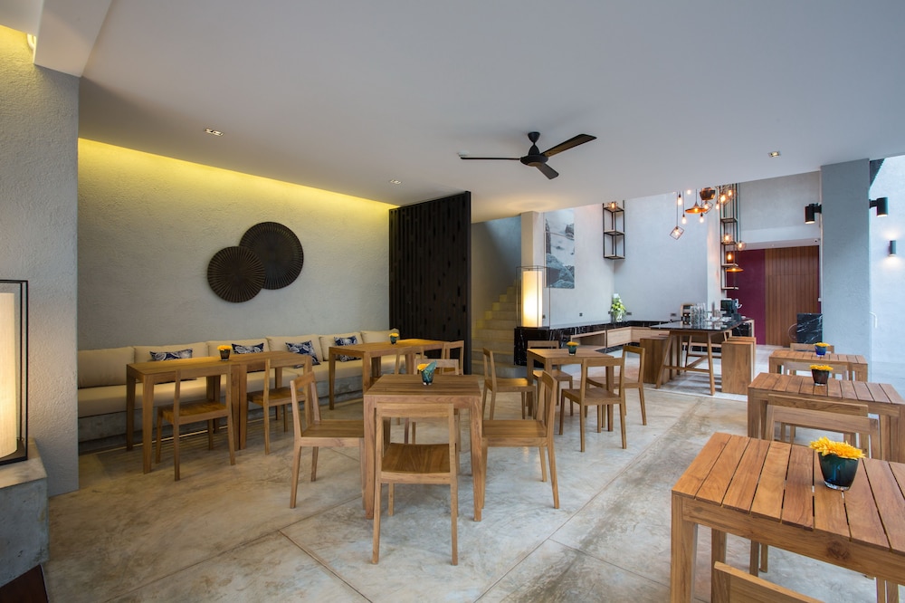 Asira Boutique Huahin Hotel 54/65