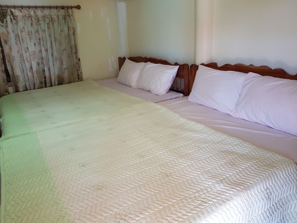 Ban Mae Resort 3/30