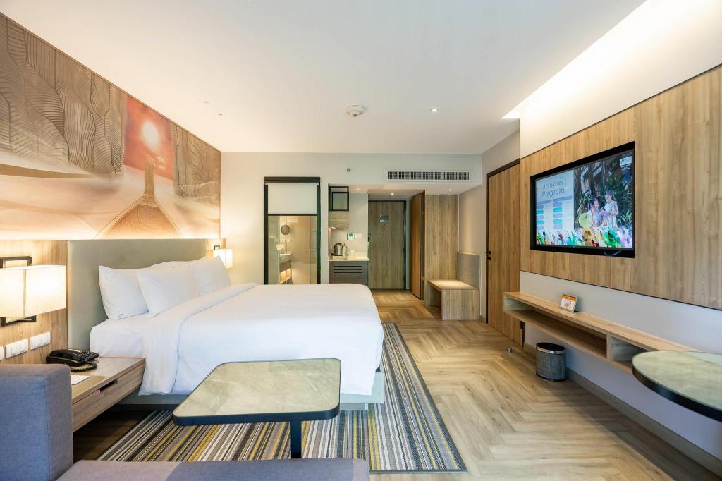 Water Play, Family, King Bed, Bunk Bed, Balcony, Accessible