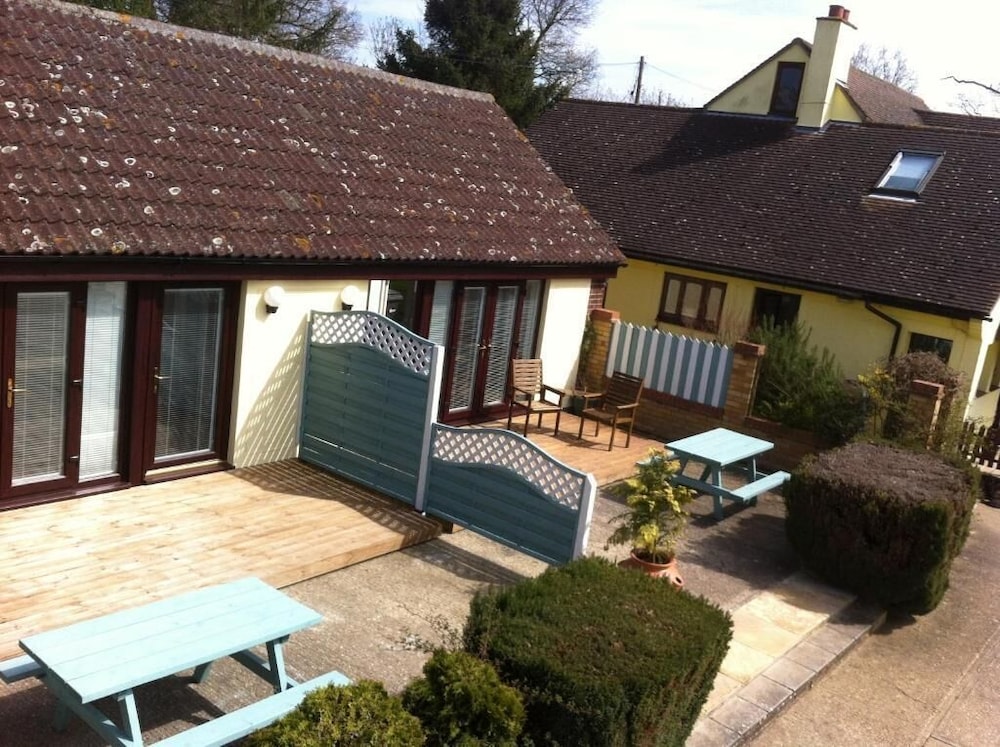 Gosfield Lake Resort 2/50
