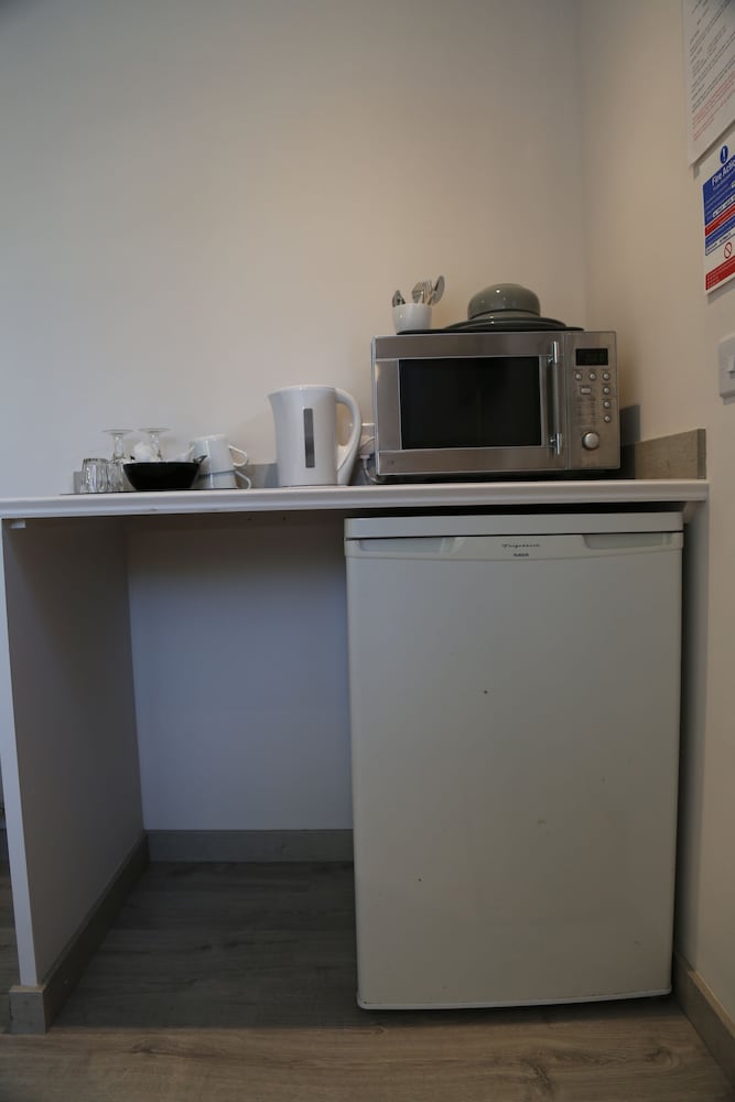 Debden Guest House 6/50