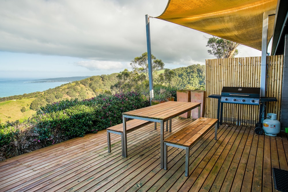 BEACON POINT OCEAN VIEW VILLAS 46/70