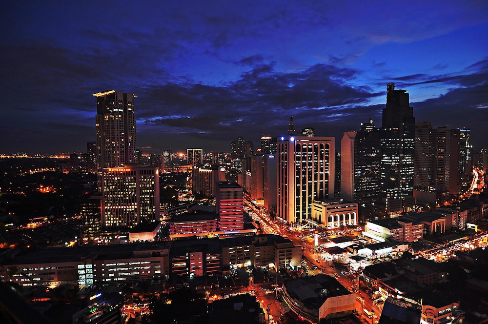 Makati Palace Hotel 42/50