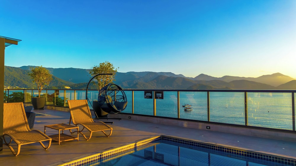 Ubatuba Praia Hotel 30/50