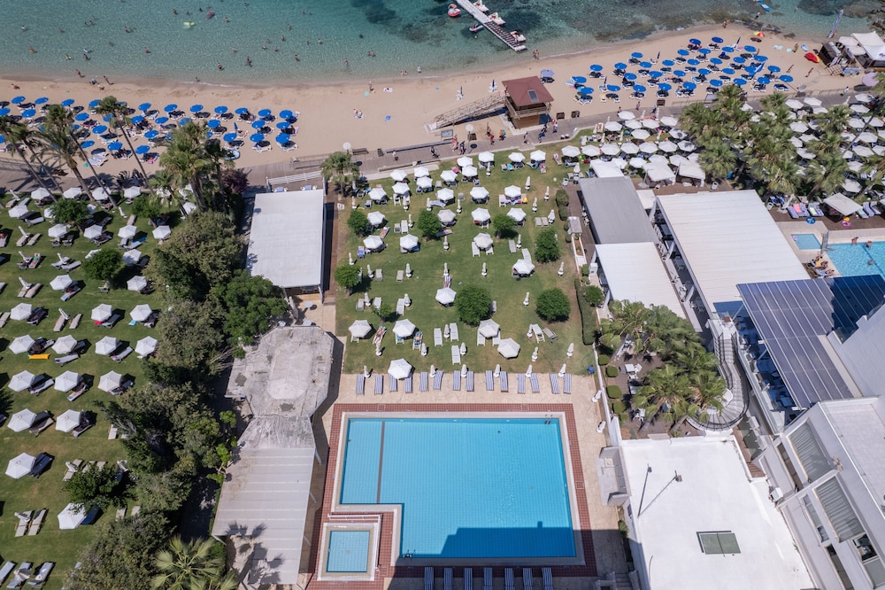 Iliada Beach Hotel 8/64