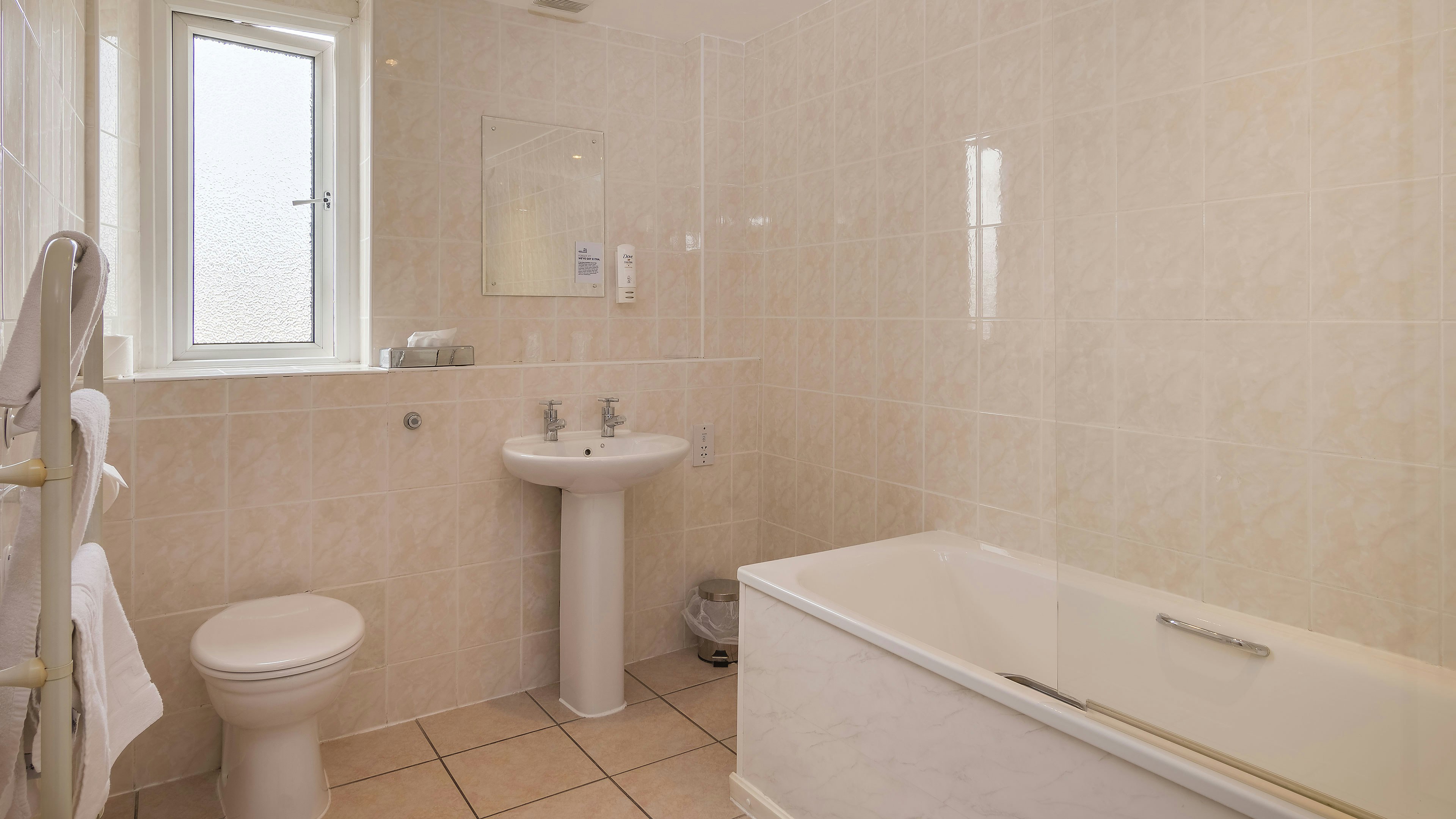 Belvilla Crewe Arms Hotel 49/50