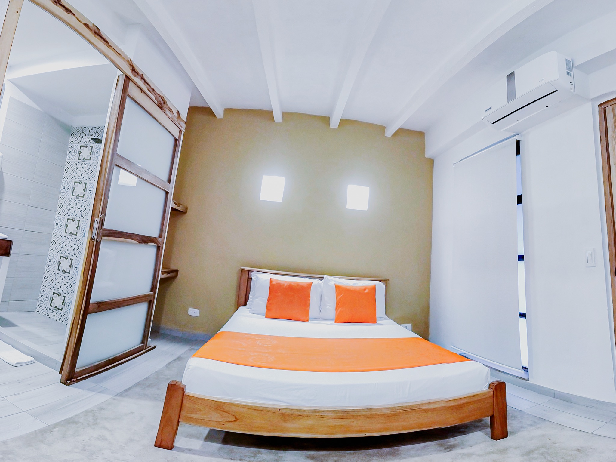 غرفة قياسية بسرير مزدوج، Hotel Sansiraka by GEH Suites 2/4