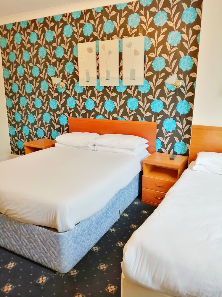 Bourne Hall Hotel 11/47