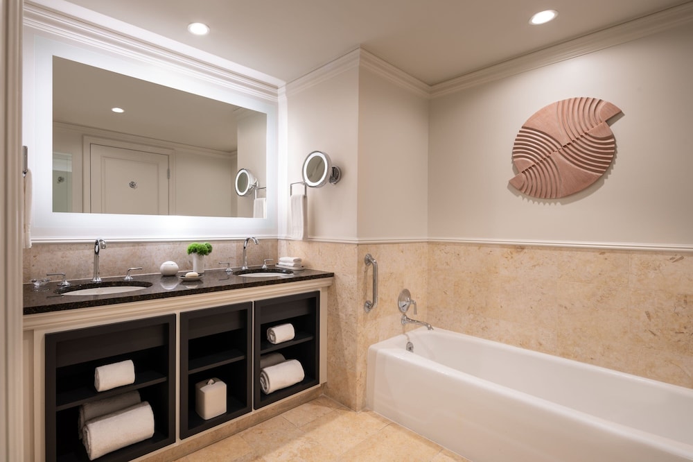 2 Bedrooms, Presidential, Suite, 2 Double Beds, Ocean Front, The Ritz Carlton Grand Cayman 9/10
