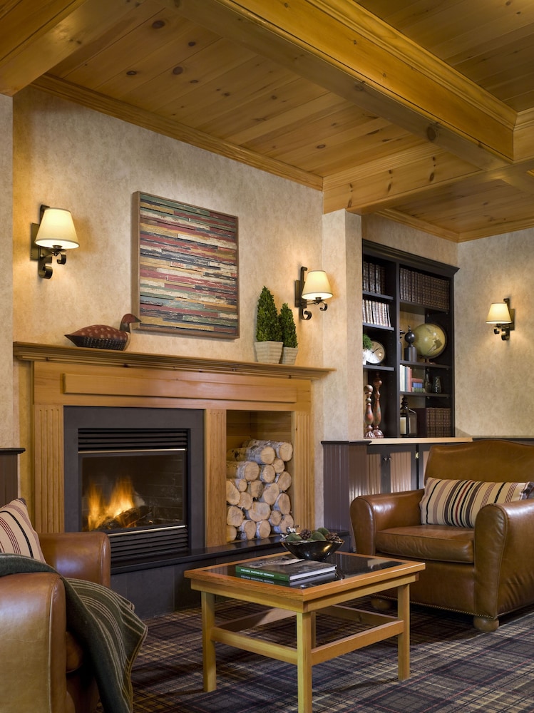 Green Mountain Suites Hotel 13/31