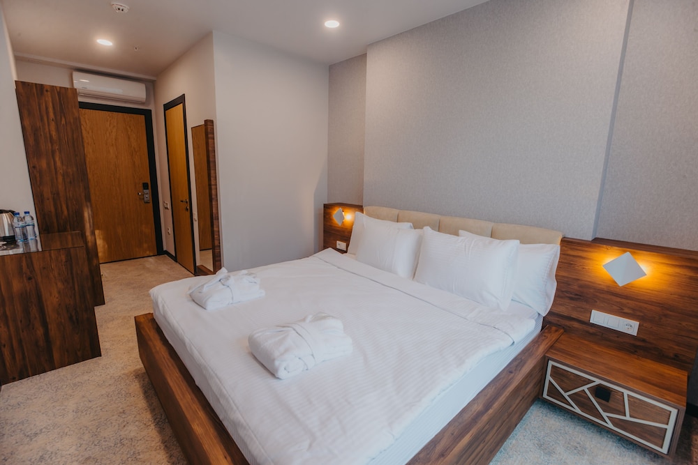 Capo Verde Hotel, Batumi 15/63