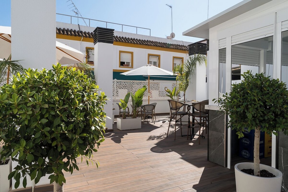 La Boutique Puerta Osario 43/50
